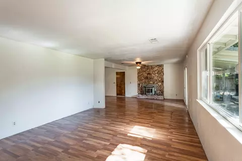 6767 Riata Dr, Redding, CA 96002 photo 15