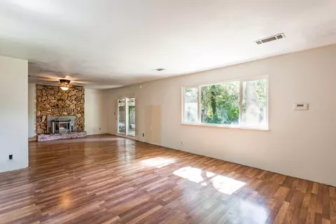 6767 Riata Dr, Redding, CA 96002 photo 14