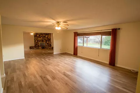 2913 Hawn Ave, Redding, CA 96002 photo 16