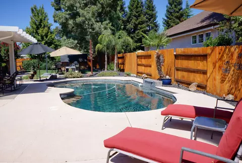 4597 Blue Creek Dr, Redding, CA 96002 photo 6
