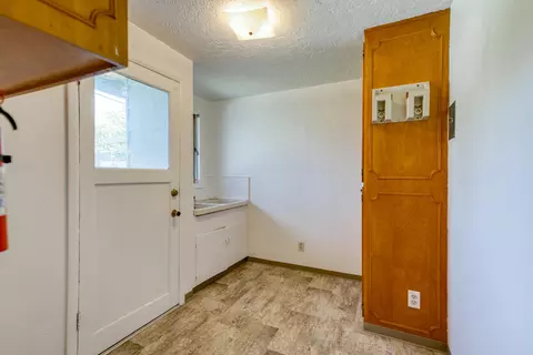2895 Fairway Ave, Redding, CA 96002 photo 9