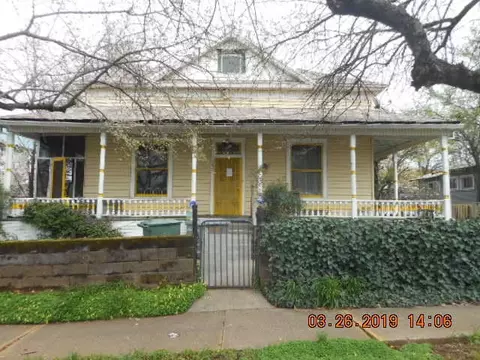1053 California St, Redding, CA 96001 photo 1