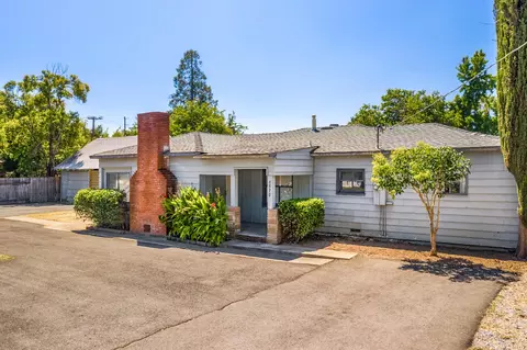 5570 Willow Rd, Redding, CA 96001 photo 2