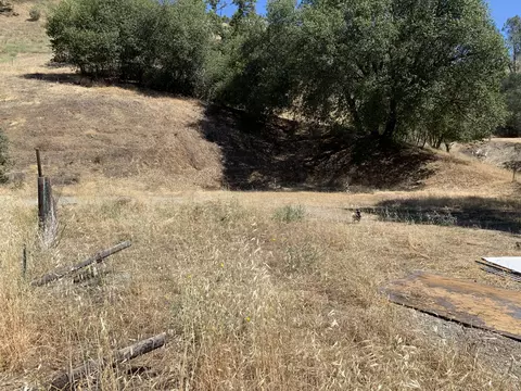 14872 Lamoine Dr, Redding, CA 96003 photo 5