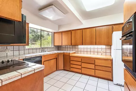 17823 Press Rd, Redding, CA 96003 photo 12