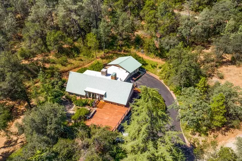 17823 Press Rd, Redding, CA 96003 photo 30