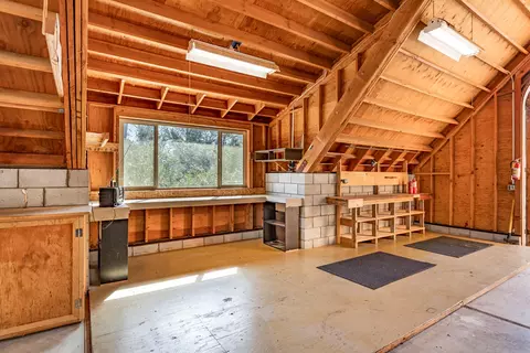 17823 Press Rd, Redding, CA 96003 photo 32