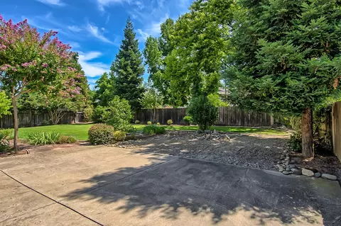319 Elk Dr, Redding, CA 96003 photo 31