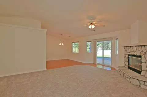 3009 Warbler Ct, Redding, CA 96001 photo 5
