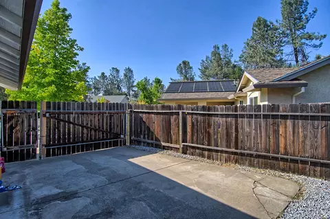 3009 Warbler Ct, Redding, CA 96001 photo 25