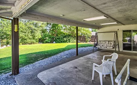 3009 Warbler Ct, Redding, CA 96001 photo 10