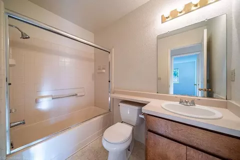 1439 Wingsetter Way, Redding, CA 96003 photo 19