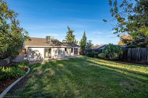 1439 Wingsetter Way, Redding, CA 96003 photo 30
