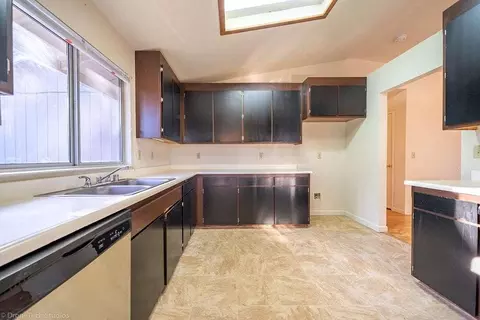 1439 Wingsetter Way, Redding, CA 96003 photo 27