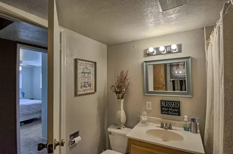 20237 Lupine Dr, Redding, CA 96002 photo 14