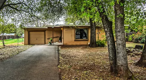 20237 Lupine Dr, Redding, CA 96002 photo 1