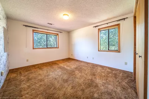 15860 Macleod Dr, Redding, CA 96001 photo 14