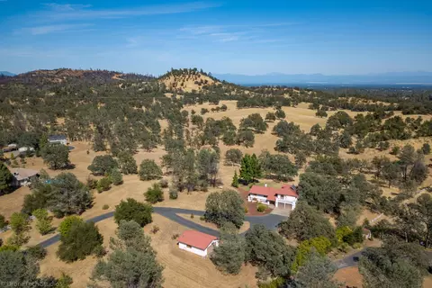 15860 Macleod Dr, Redding, CA 96001 photo 24