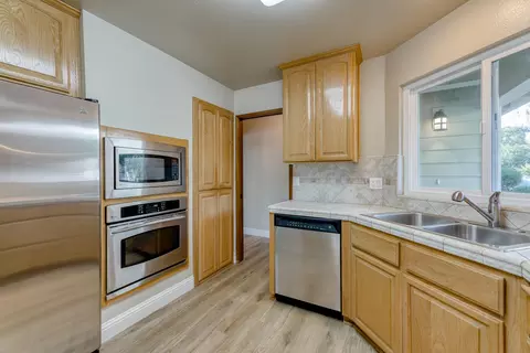 6925 Creekside St, Redding, CA 96001 photo 14