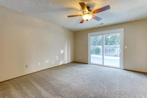 6925 Creekside St, Redding, CA 96001 photo 22