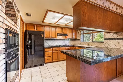 264 Tourmaline Way, Redding, CA 96003 photo 4