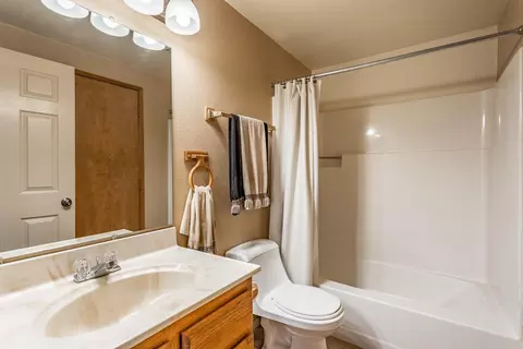 264 Tourmaline Way, Redding, CA 96003 photo 17