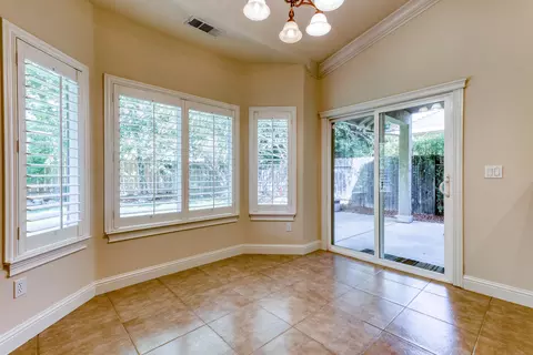 1352 Spanish Bay Dr, Redding, CA 96003 photo 22