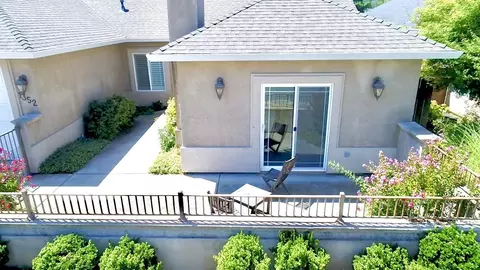 1352 Spanish Bay Dr, Redding, CA 96003 photo 4