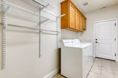 1352 Spanish Bay Dr, Redding, CA 96003 photo 29