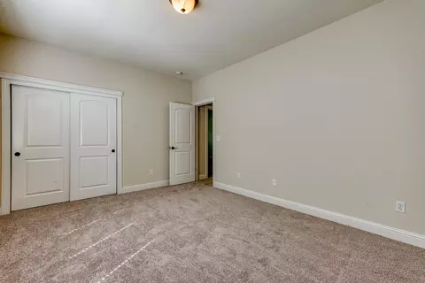1352 Spanish Bay Dr, Redding, CA 96003 photo 37