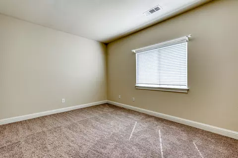 1352 Spanish Bay Dr, Redding, CA 96003 photo 40