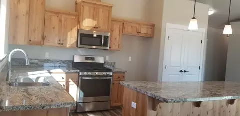 11363 Menlo Way, Redding, CA 96003 photo 6