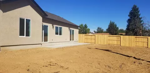 11363 Menlo Way, Redding, CA 96003 photo 25
