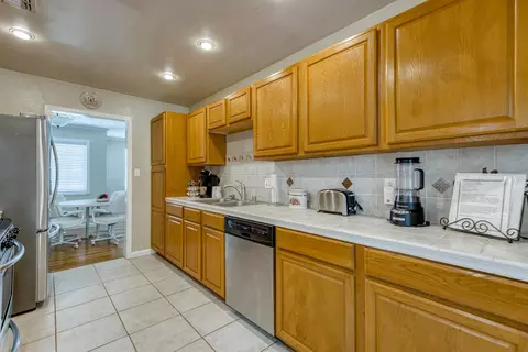 2434 Ramona Pl, Redding, CA 96002 photo 4