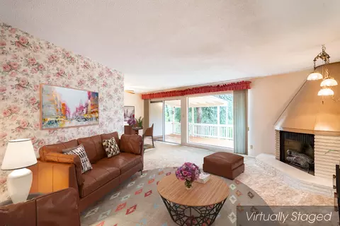 630 Overhill Dr, Redding, CA 96001 photo 9