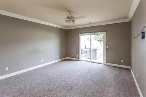 2174 Cadjew St, Redding, CA 96003 photo 9