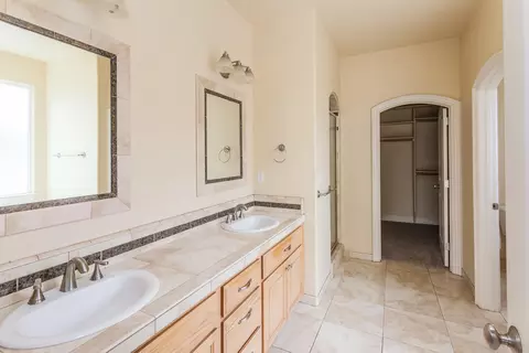 2174 Cadjew St, Redding, CA 96003 photo 10