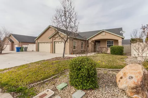 2174 Cadjew St, Redding, CA 96003 photo 31