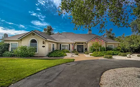 7383 Quiet Dr, Anderson, CA 96007 photo 3