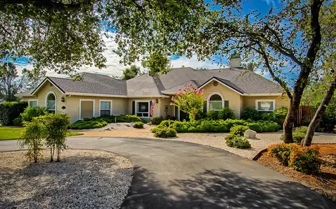 7383 Quiet Dr, Anderson, CA 96007 photo 2