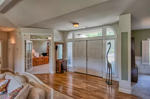 7383 Quiet Dr, Anderson, CA 96007 photo 5