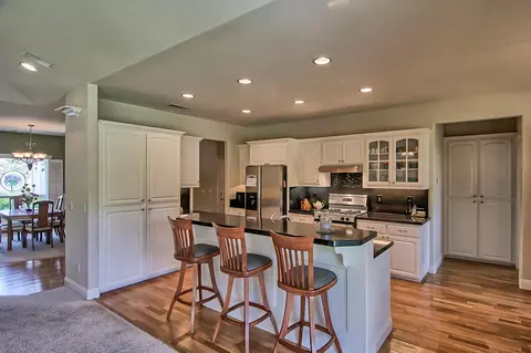 7383 Quiet Dr, Anderson, CA 96007 photo 12