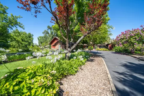 6251 Riverside Dr, Redding, CA 96001 photo 7