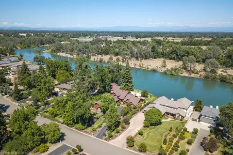 6251 Riverside Dr, Redding, CA 96001 photo 59