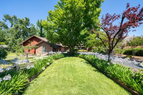 6251 Riverside Dr, Redding, CA 96001 photo 11