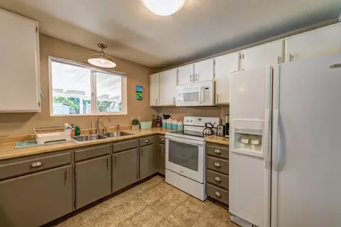3045 Valentine Ln, Redding, CA 96001 photo 12