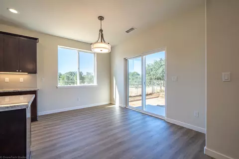2015 Juarez Ln, Redding, CA 96003 photo 9