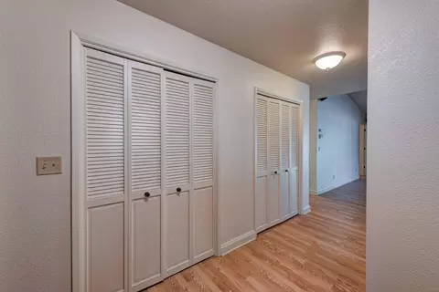 549 Country Oak Dr, Redding, CA 96003 photo 4