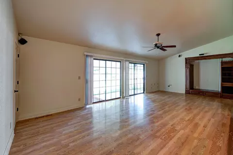 549 Country Oak Dr, Redding, CA 96003 photo 8
