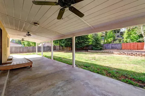 549 Country Oak Dr, Redding, CA 96003 photo 30